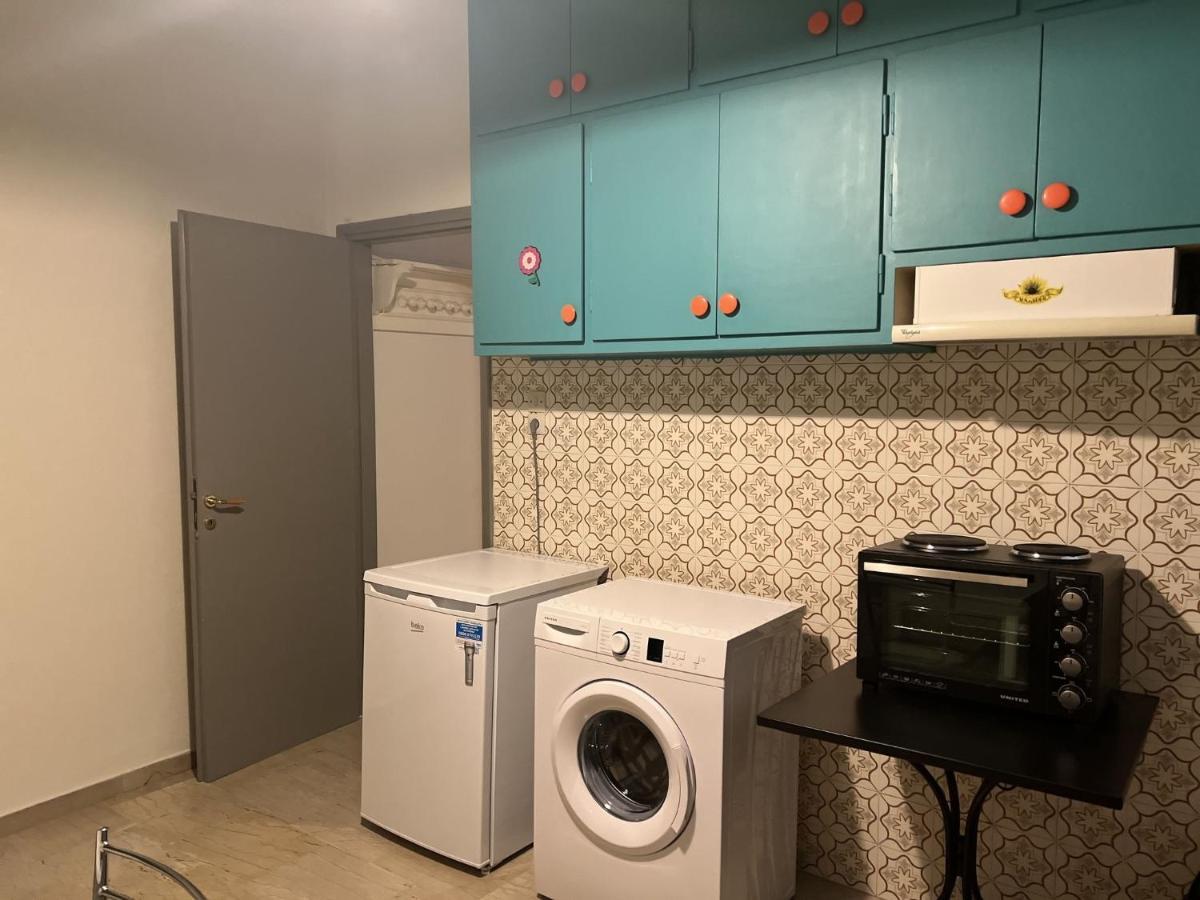 Apartamento Retro At Pagrati Atenas Exterior foto